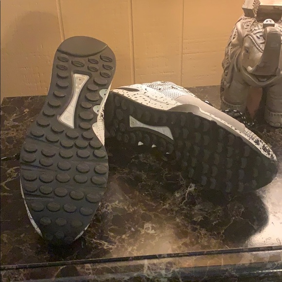 🐍🤍🖤 La Sheelah 🖤🤍🐍 - Picture 3 of 4